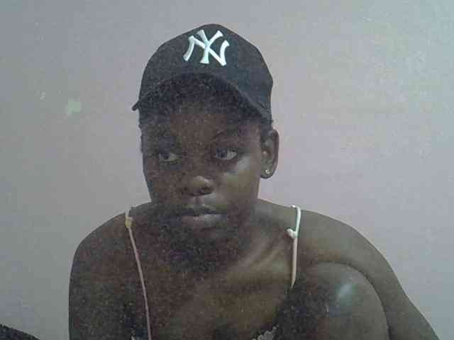 Ebonyprincess14 webcam