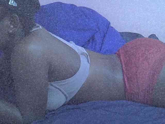 Ebonyprincess14 webcam