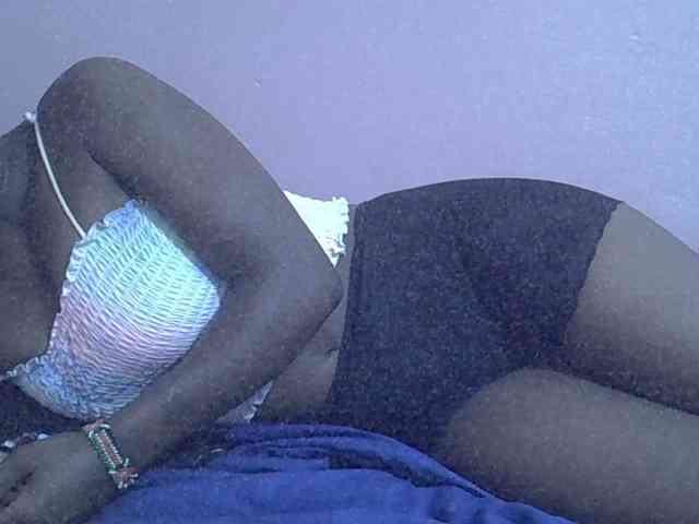 Ebonyprincess14 webcam