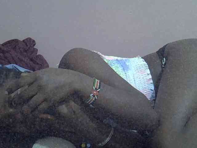 Ebonyprincess14 webcam