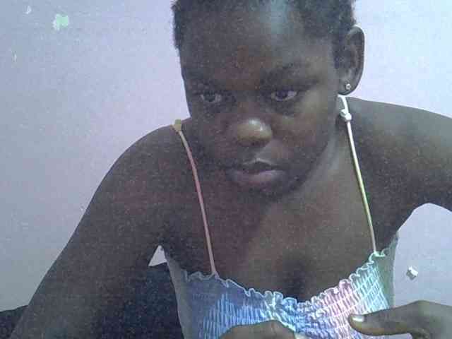 Ebonyprincess14 webcam