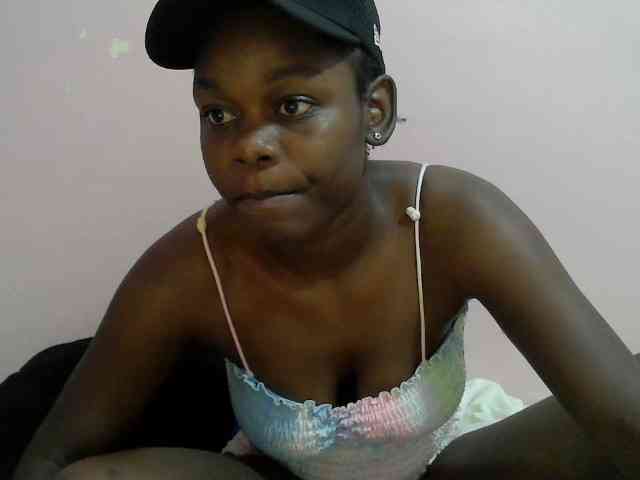 Ebonyprincess14 webcam