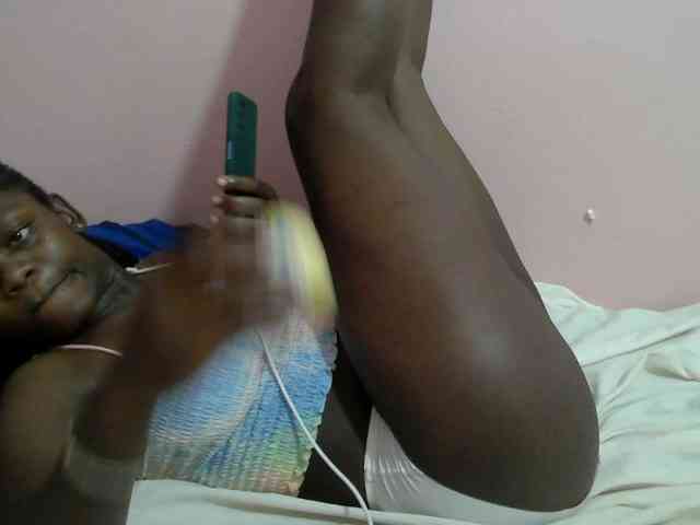 Ebonyprincess14 webcam