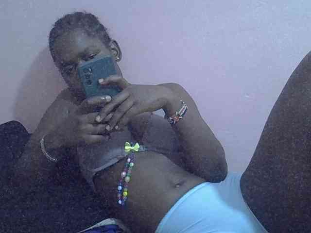 Ebonyprincess14 webcam