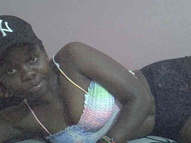 Ebonyprincess14 webcam