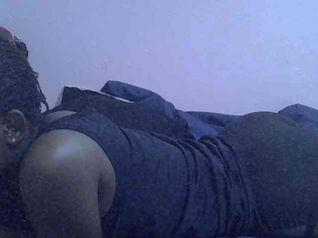 Ebonyprincess14 webcam