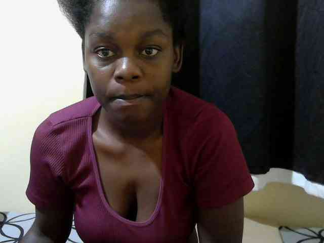 Ebonyprincess14 webcam