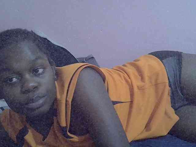 Ebonyprincess14 webcam