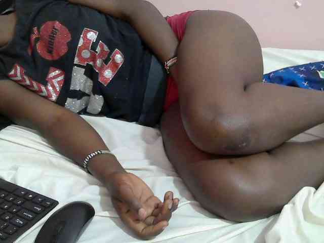 Ebonyprincess14 Ebonyprincess14