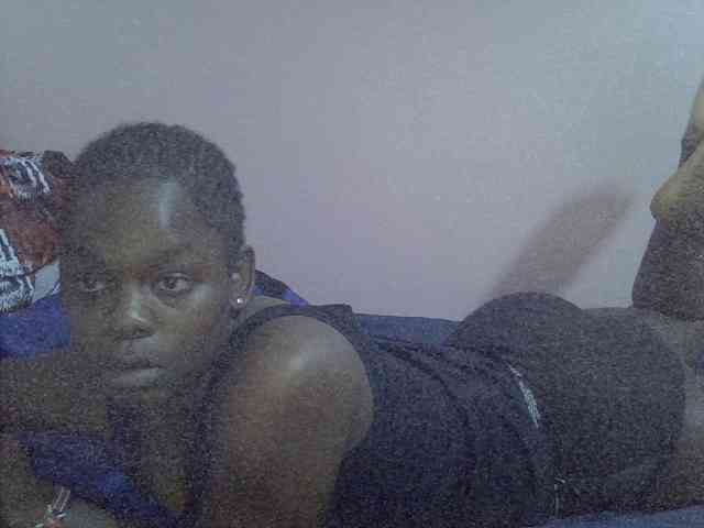 Ebonyprincess14 webcam