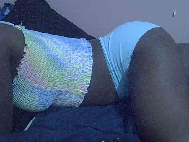 Ebonyprincess14 webcam