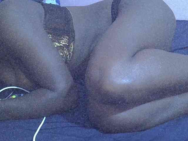 Ebonyprincess14 webcam