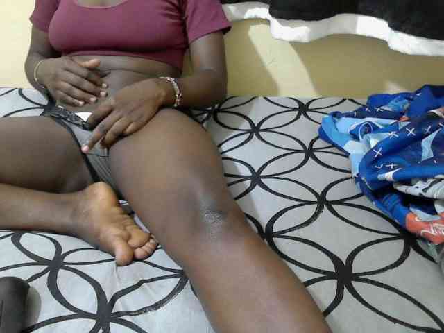 Ebonyprincess14 webcam