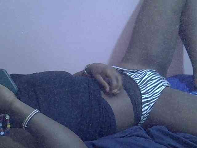 Ebonyprincess14 webcam