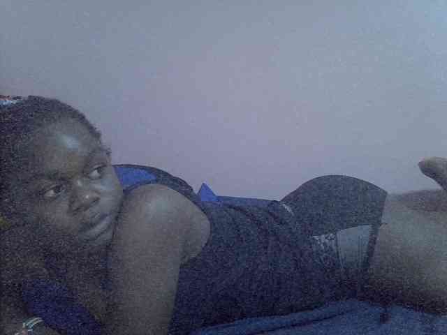 Ebonyprincess14 webcam