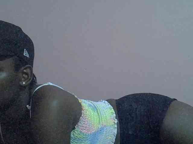 Ebonyprincess14 webcam