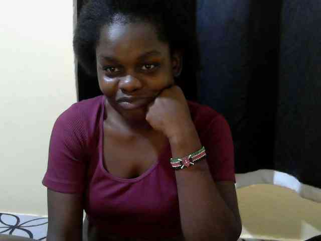 Ebonyprincess14 webcam