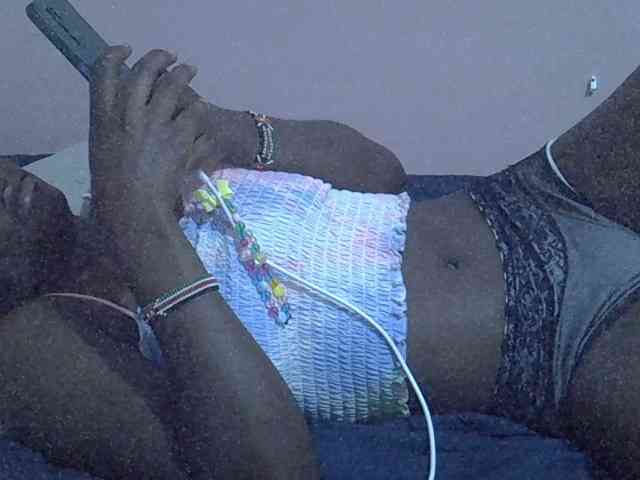 Ebonyprincess14 webcam