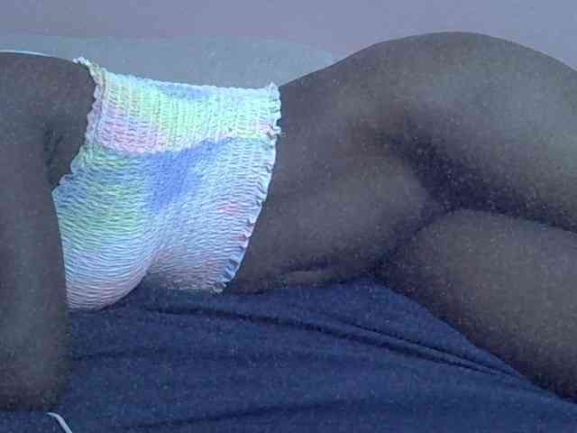 Ebonyprincess14 webcam