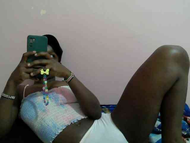 Ebonyprincess14 webcam