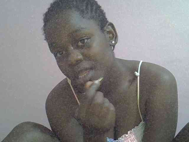 Ebonyprincess14 webcam