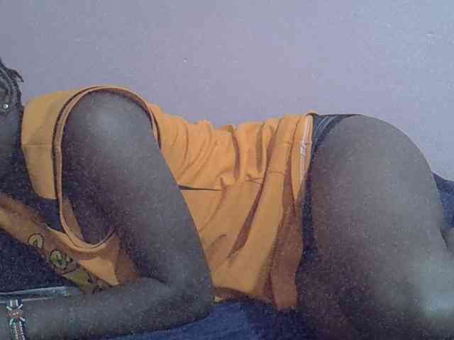 Ebonyprincess14 webcam