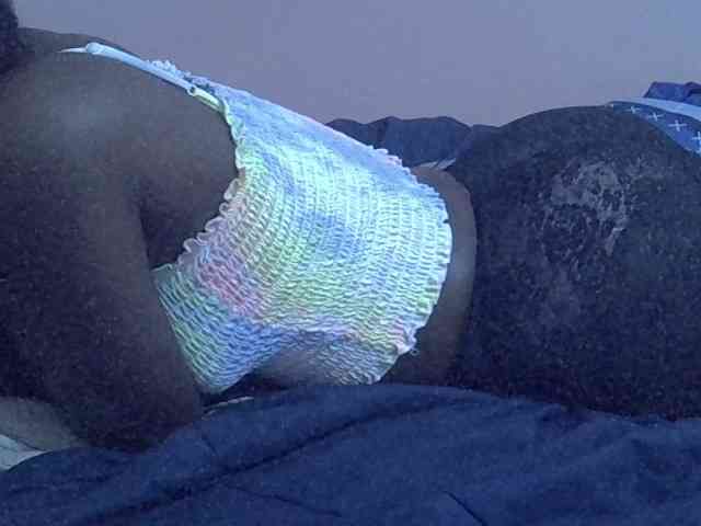 Ebonyprincess14 webcam