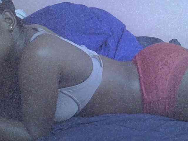 Ebonyprincess14 webcam