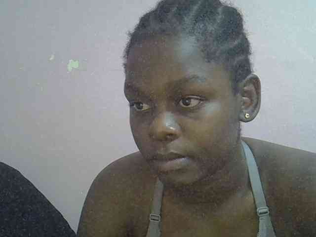 Ebonyprincess14 webcam