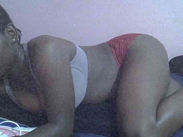 Ebonyprincess14 webcam