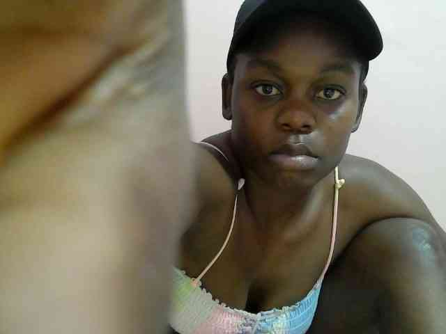 Ebonyprincess14 webcam