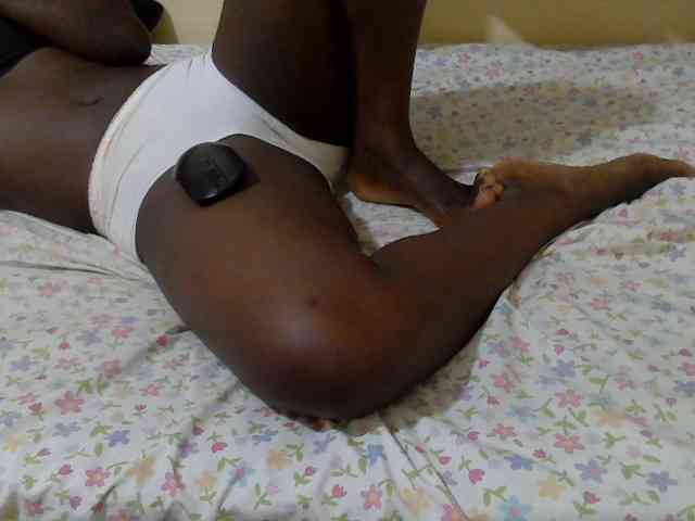 Ebonyprincess14 webcam