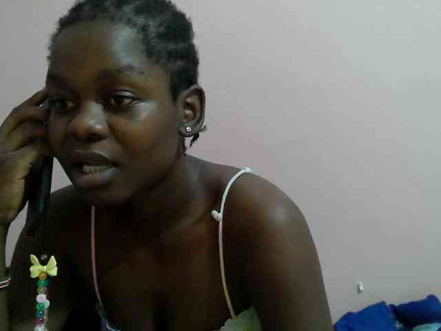 Ebonyprincess14 webcam