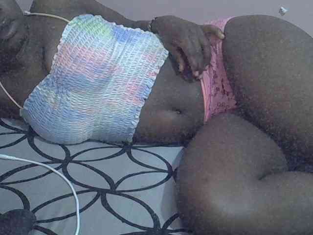 Ebonyprincess14 webcam