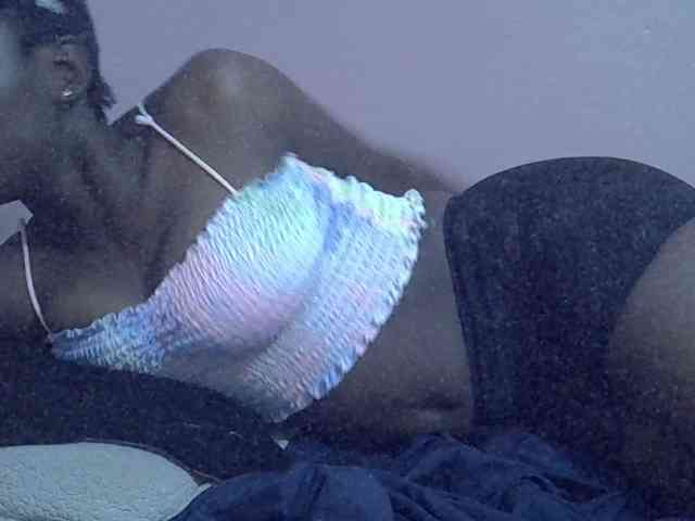 Ebonyprincess14 webcam