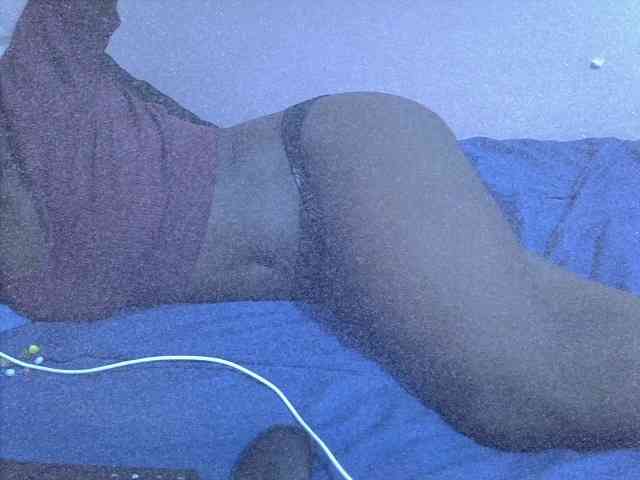 Ebonyprincess14 webcam