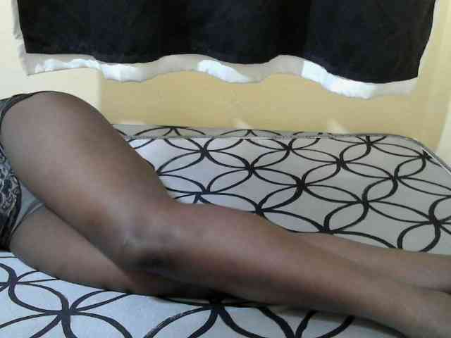 Ebonyprincess14 Ebonyprincess14