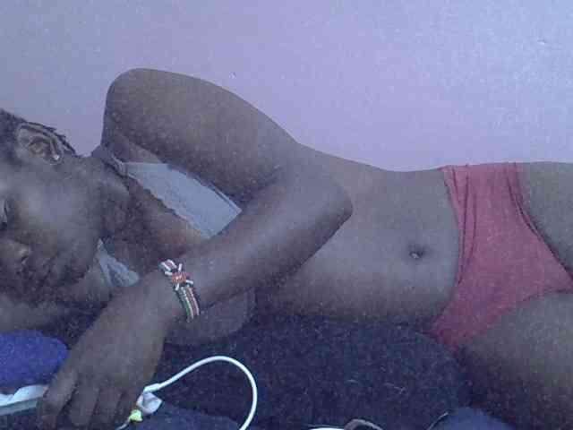 Ebonyprincess14 webcam