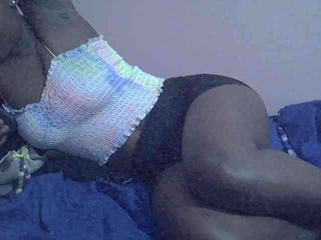 Ebonyprincess14 webcam