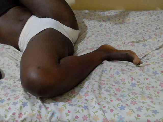 Ebonyprincess14 webcam