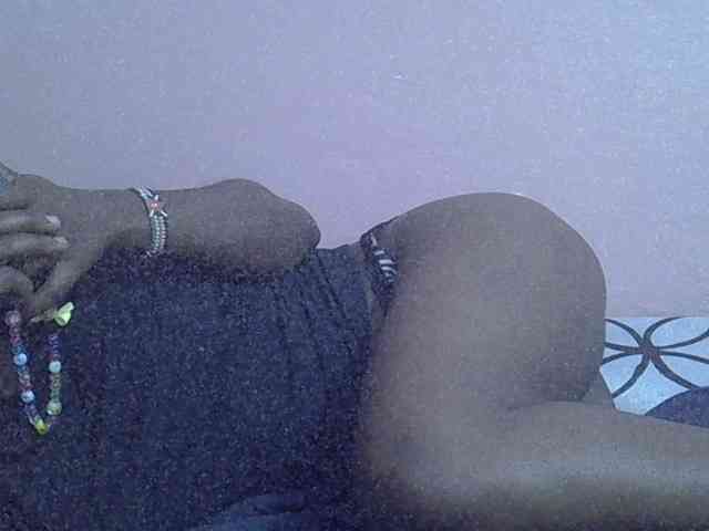 Ebonyprincess14 webcam