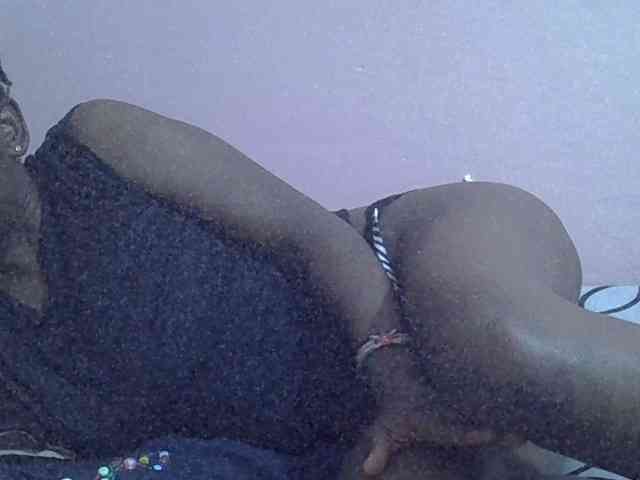 Ebonyprincess14 webcam