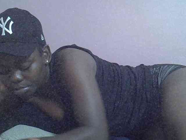 Ebonyprincess14 webcam