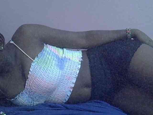 Ebonyprincess14 webcam