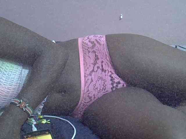 Ebonyprincess14 webcam