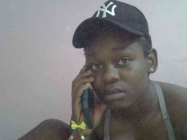 Ebonyprincess14 webcam