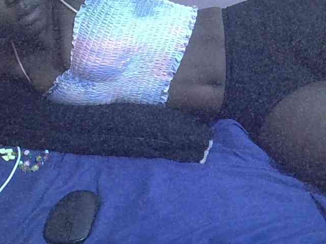 Ebonyprincess14 webcam