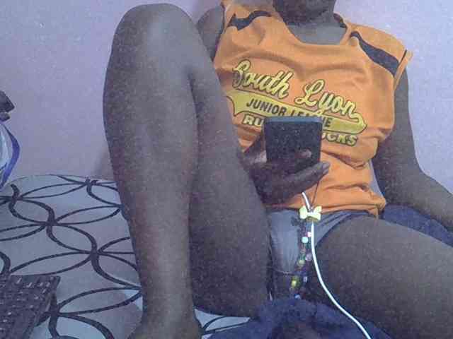 Ebonyprincess14 webcam