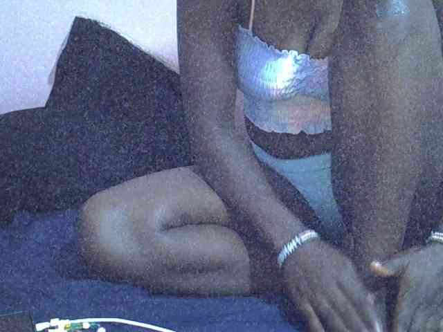 Ebonyprincess14 webcam