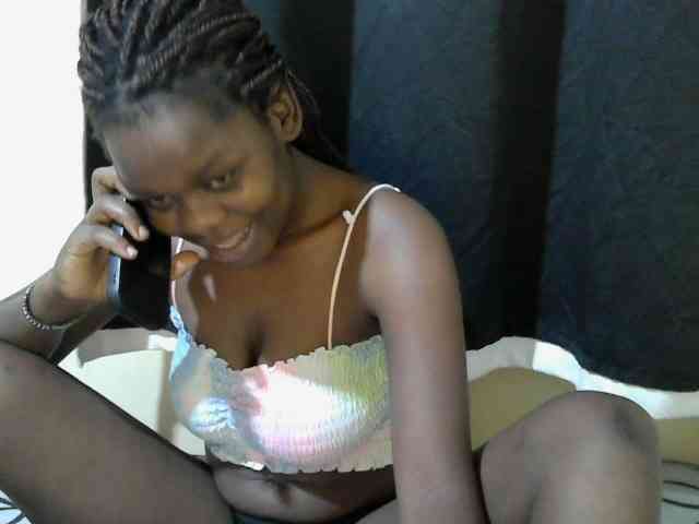 Ebonyprincess14 webcam